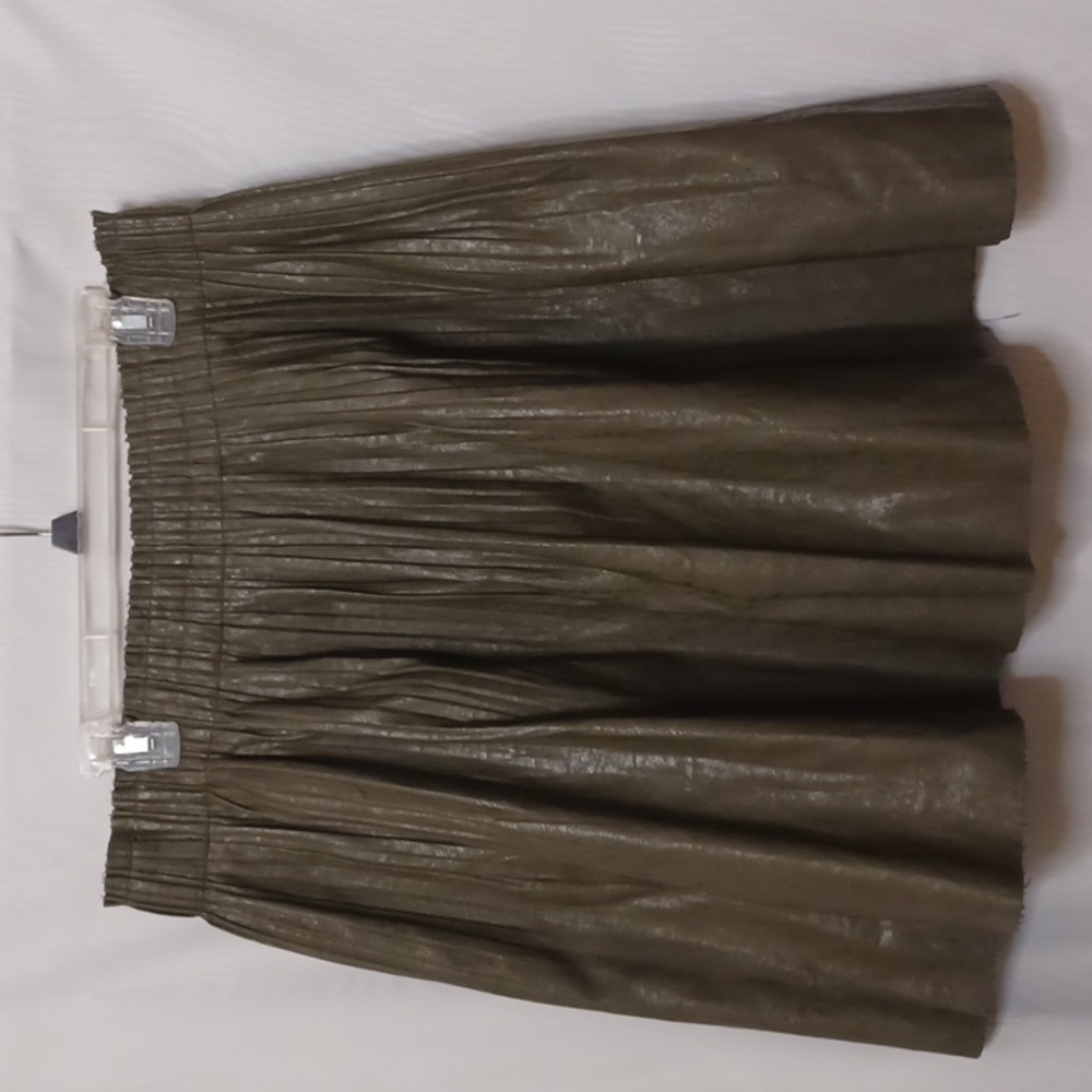ANTHROPOLOGIE Vegan Leather Pleated Elastic Waist Skirt. Size XL - Picture 2 of 12